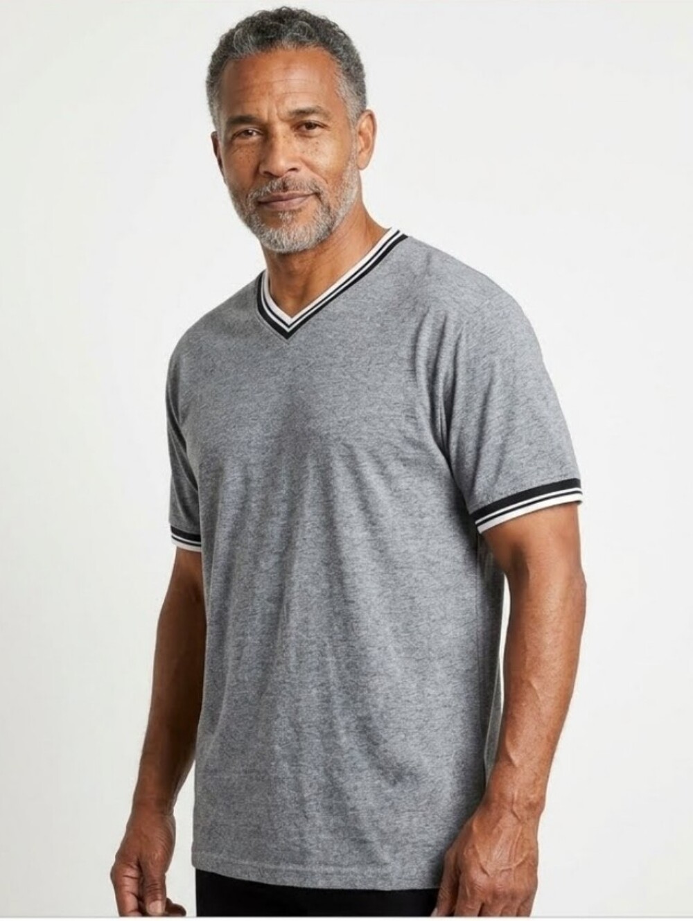 ⭐️2/$30⭐️ MB Michael Brandon Essentials Men's Gray Striped V-Neckline Shirt Lg